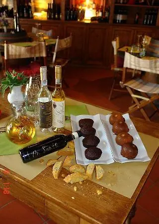 Hotel Tenuta Il Corno 3*